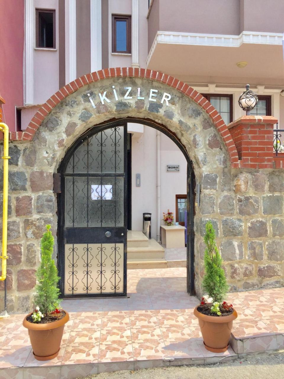The Twins Apartmens Trabzon Exterior photo